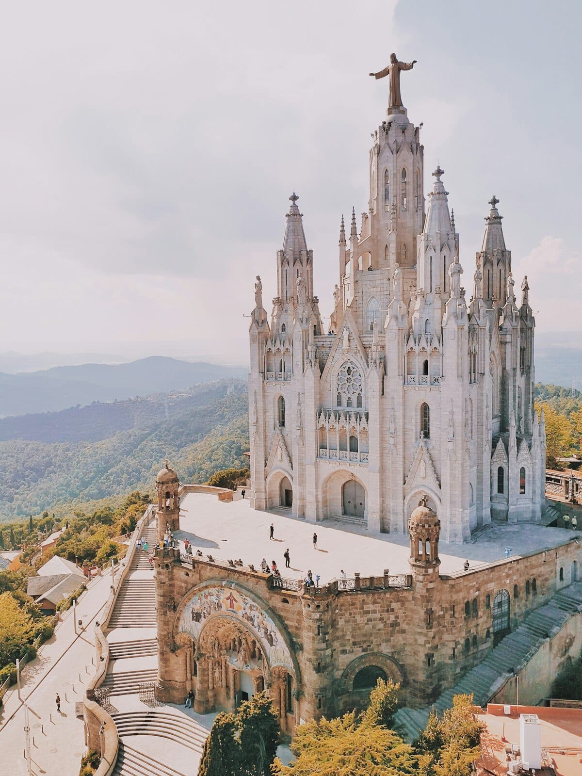 Northern Spain road trip route across Picos de Europa and the Cantabrian coast